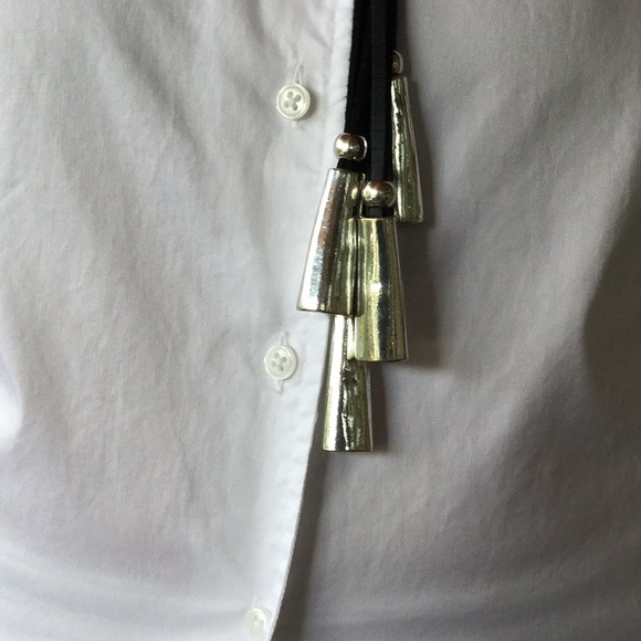 Ladies Costume Necklace - Picture 7 of 8